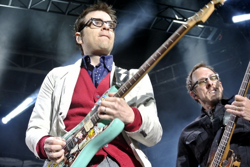 Weezer 6-001