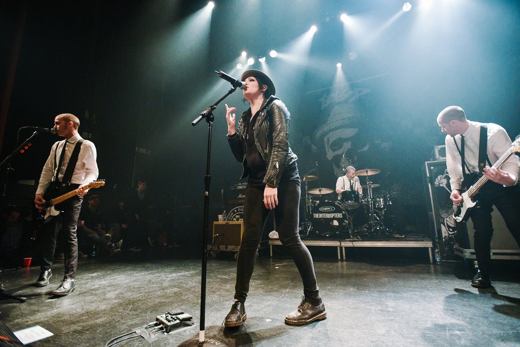 vitormunhoz-lessthanjake-003