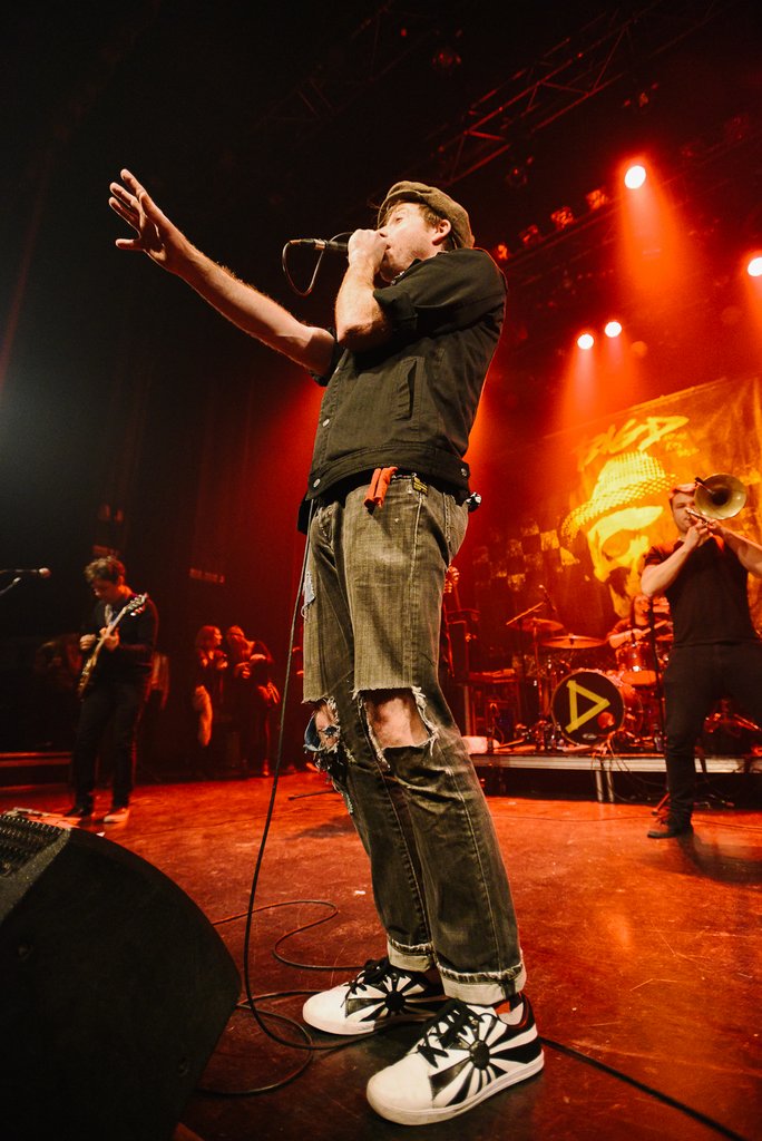 vitormunhoz-lessthanjake-011