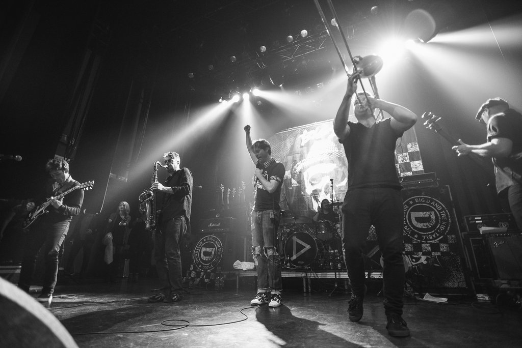 vitormunhoz-lessthanjake-014