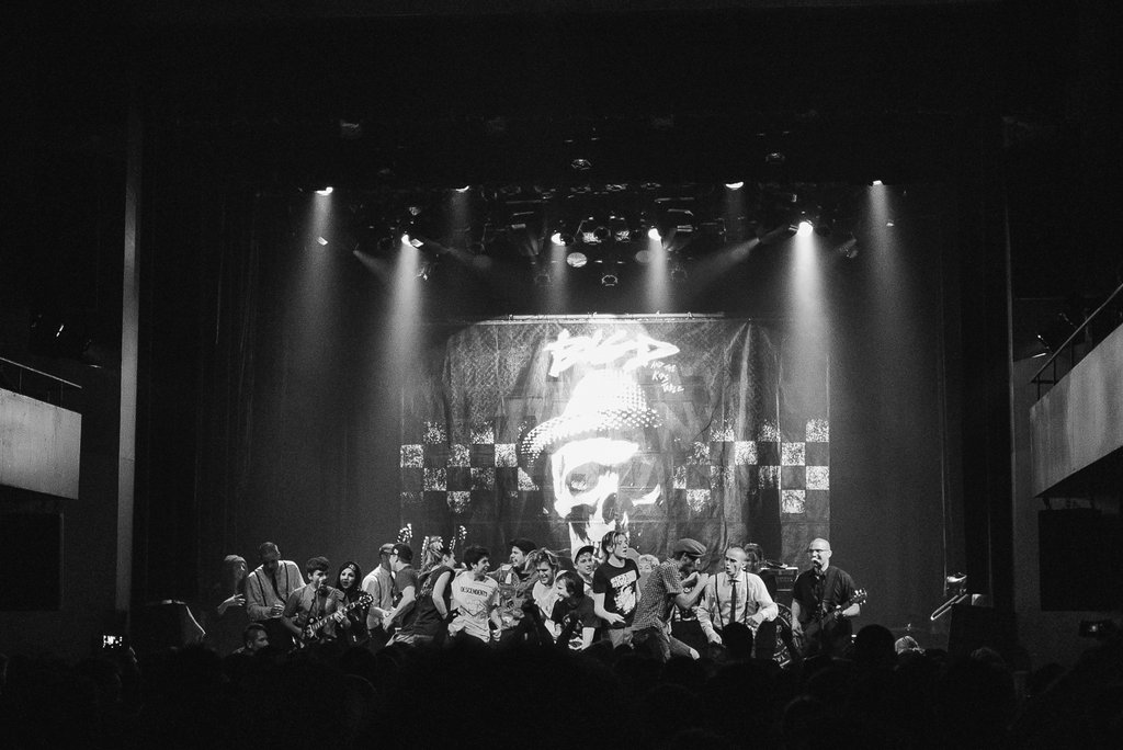 vitormunhoz-lessthanjake-022