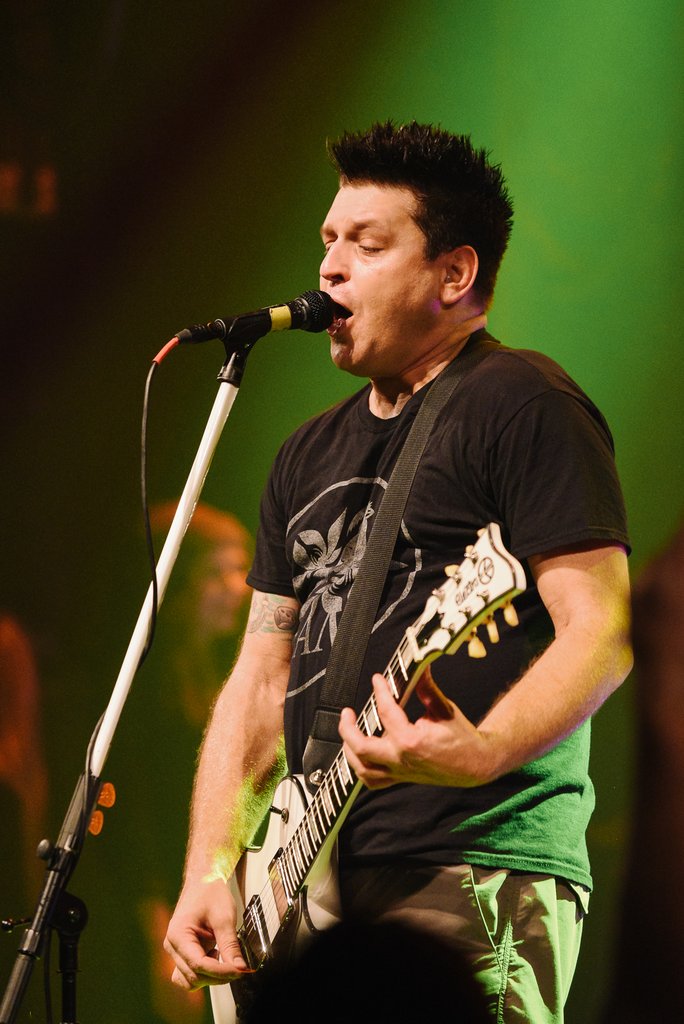 vitormunhoz-lessthanjake-030