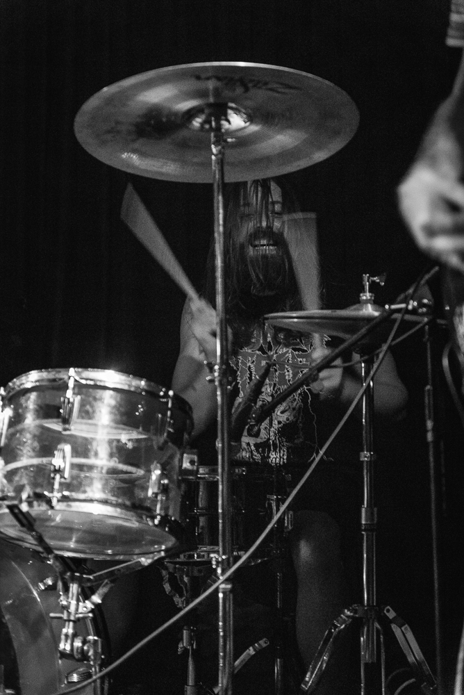 Obliterations live in Montreal 2015, featuring members of  Black Mountain and Pink Mountaintops. 