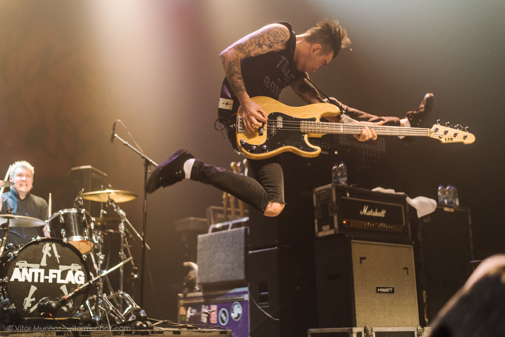 Anti-Flag live photo 2015 tour with Pennywise and A Wilhelm Scream.