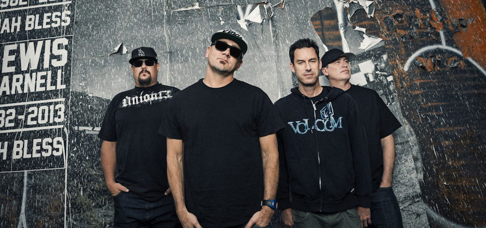 Pennywise press photo for tour with Ant