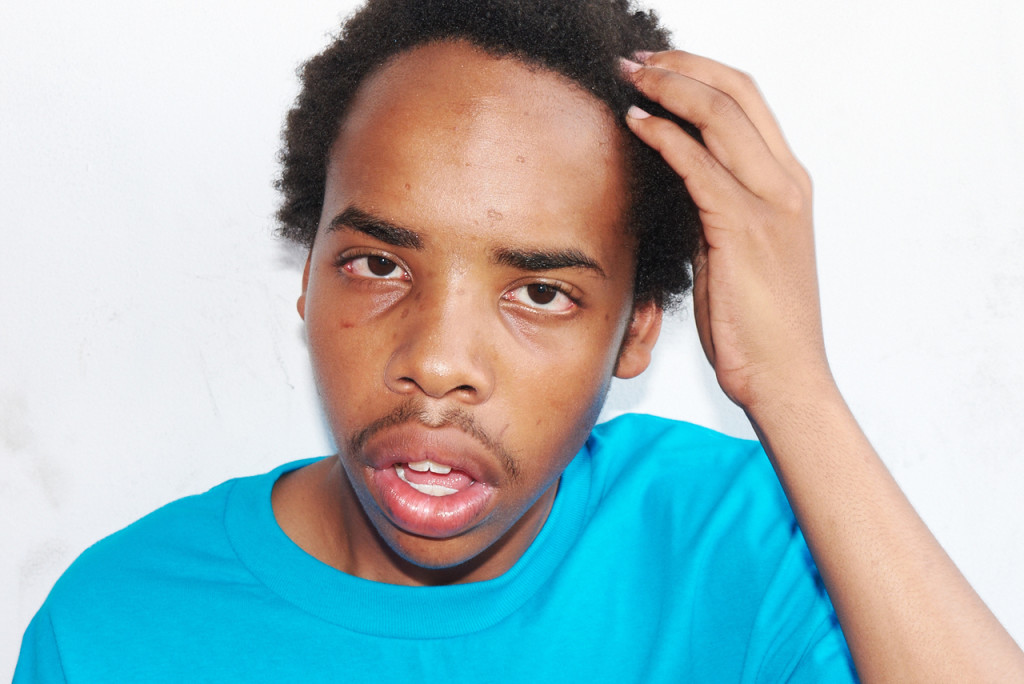Earl Sweatshirt 2015 tour I don't like Shit I don't go outside stream . 