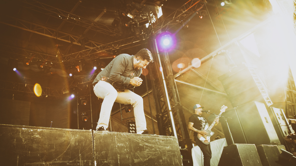 JB-Rockfest2015_Day_1_Deftones_10