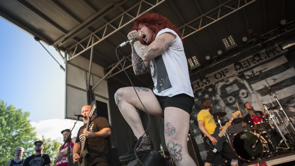 JB-Rockfest2015_Day_1_Walls_of_jericho_1