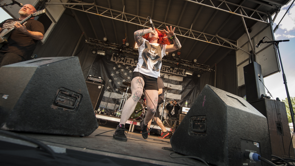JB-Rockfest2015_Day_1_Walls_of_jericho_3