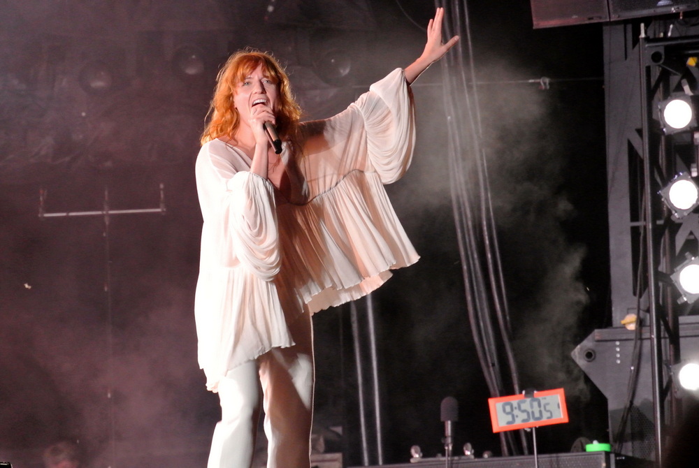 Florence Welch of Florence and the Machine, live at Osheaga on July 31, 2015 (photo by Gabriel Sigler)