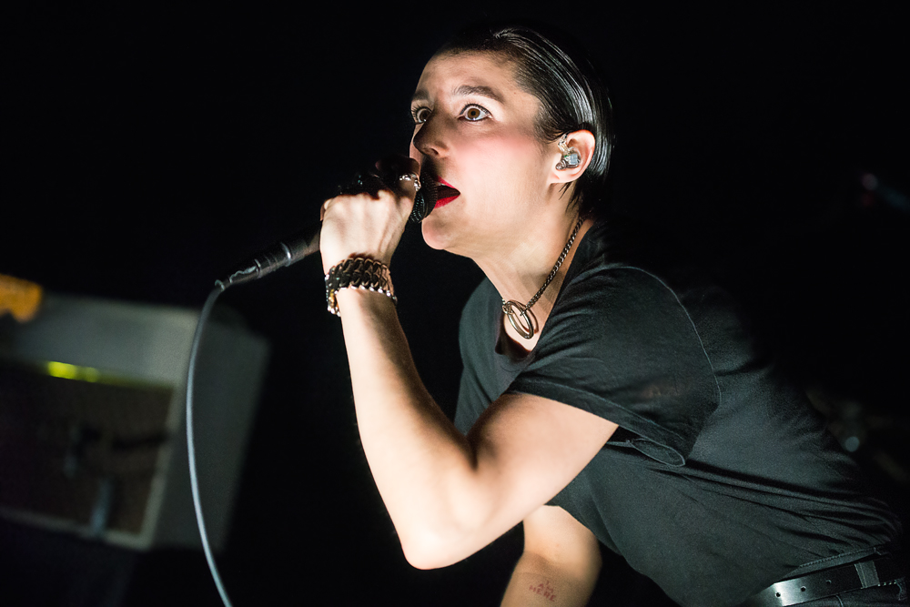 Savages live at Montreal's Theatre Corona, April 2, 2016 (photo by Kieron Yates), 