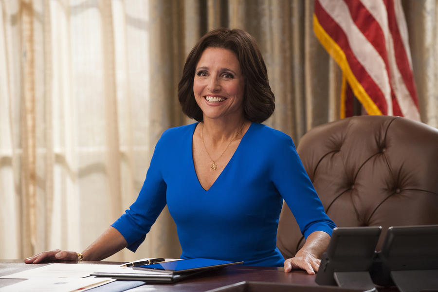 160321-news-julia-louis-dreyfuss