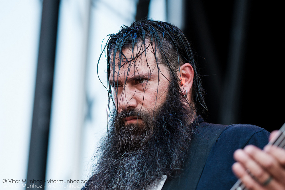 Max and Igor Cavalera live at Amnesia Rockfest 2016. Photo © Vitor Munhoz.