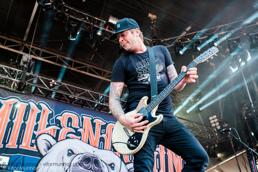 Millencolin performing live