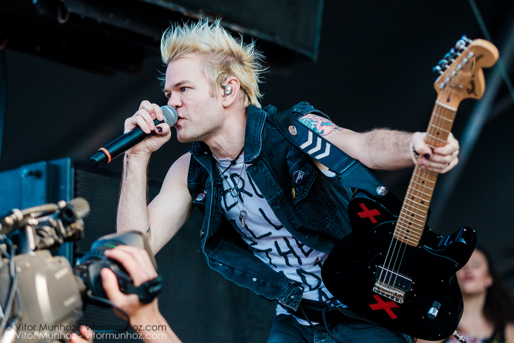 Photo Gallery Sum 41 live at Amnesia Rockfest June 24 