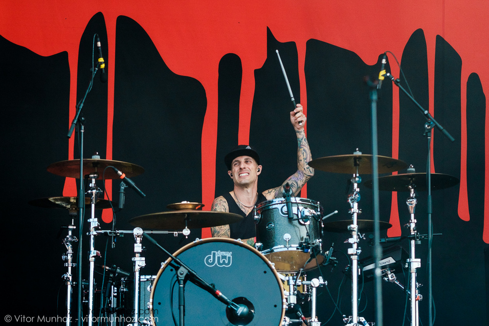 Sum 41 live at Amnesia Rockfest 2016. Photo © Vitor Munhoz.