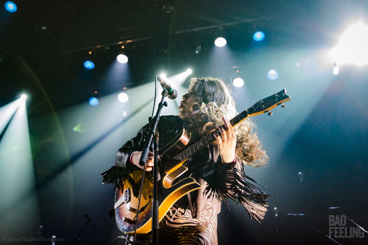 Les Deuxluxes live at Corona Theatre, September 25, 2016 (Photo by Jason Hughes).