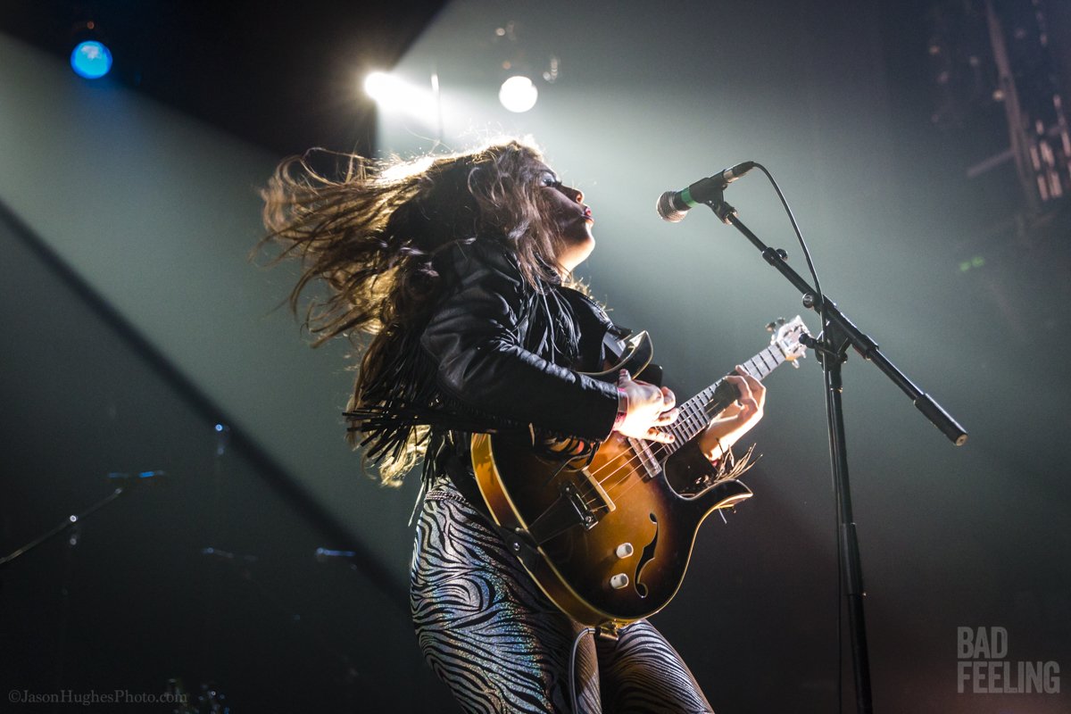 Les Deuxluxes live at Corona Theatre, September 25, 2016 (Photo by Jason Hughes).