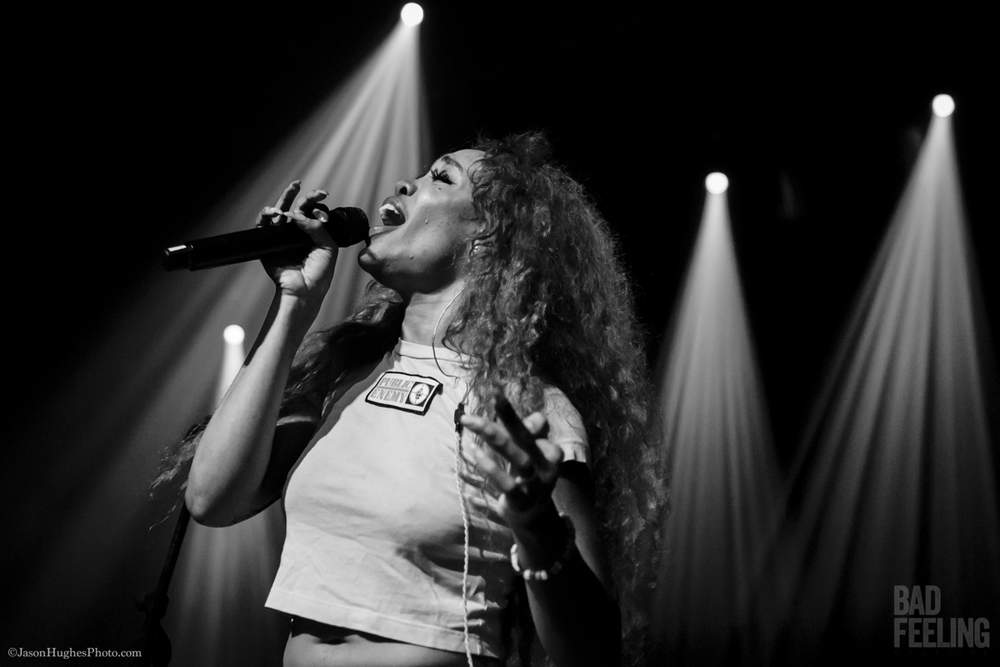 SZA live at Montreal's Corona Theatre, August 22, 2017. CTRL tour