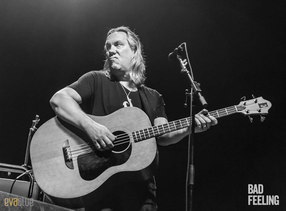 Violent Femmes played a hit-packed Halloween show at MTelus (photos) 21