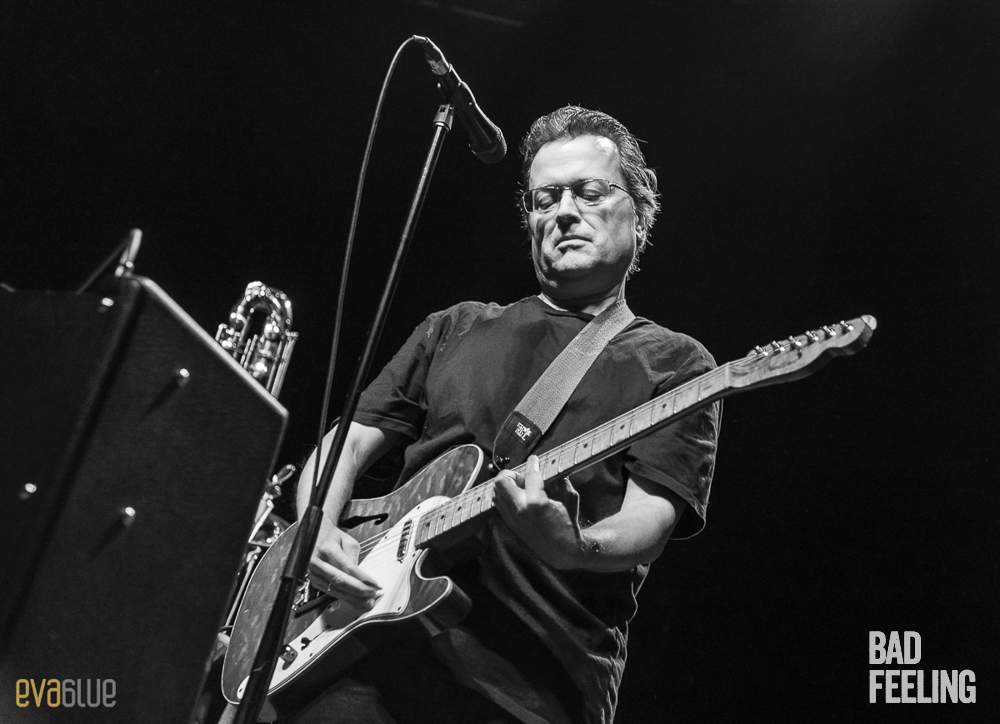 Violent Femmes played a hit-packed Halloween show at MTelus (photos) 26