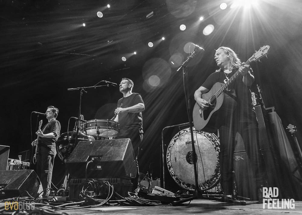 Violent Femmes played a hit-packed Halloween show at MTelus (photos) 2