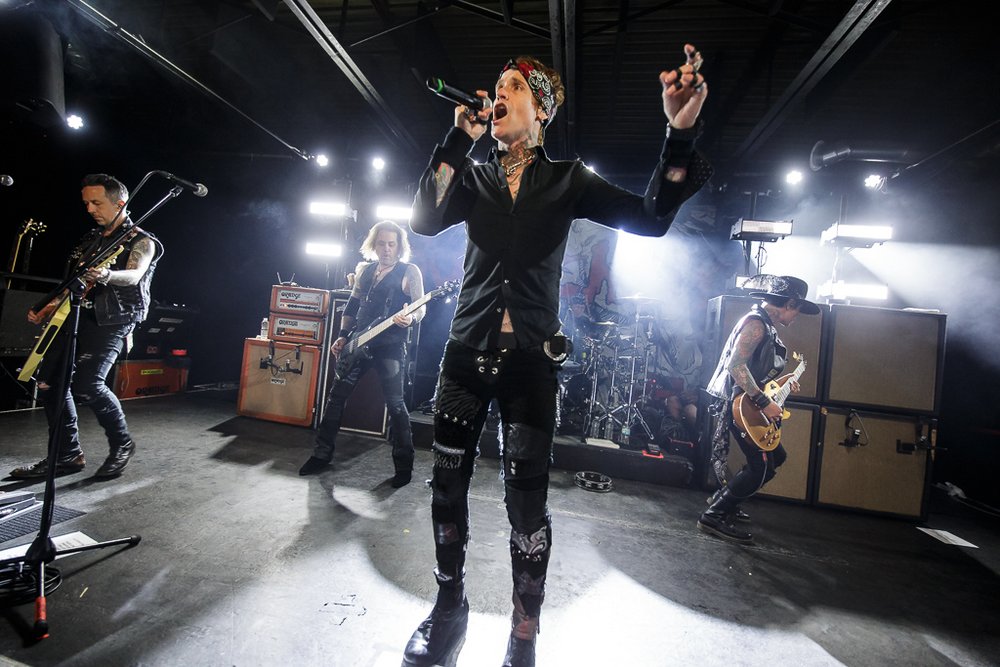 Buckcherry brought the Warpaint tour to Theatre Fairmount (photos