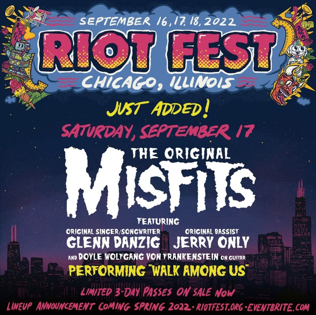 The Misfits playing Walk Among Us in full at Chicago's Riot Fest 2022